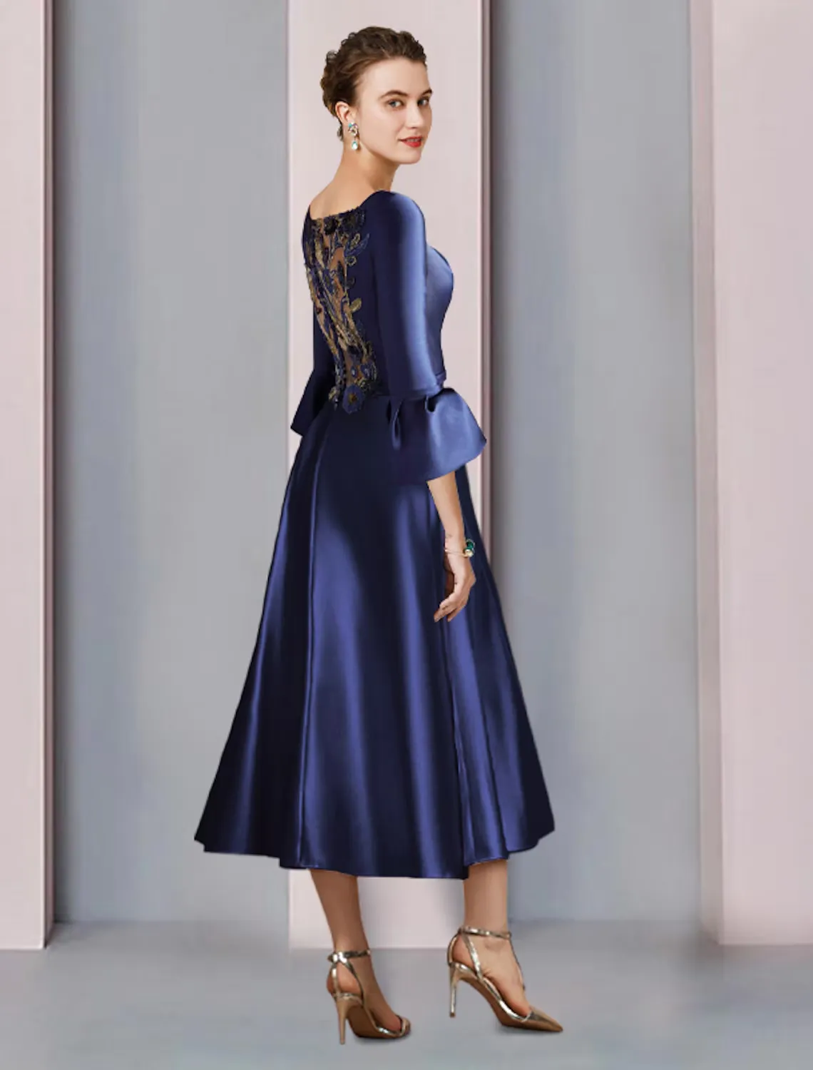 A-Line Mother of the Bride Dress Formal Wedding Guest Elegant Bateau Neck Satin Sleeve with Pleats Beading