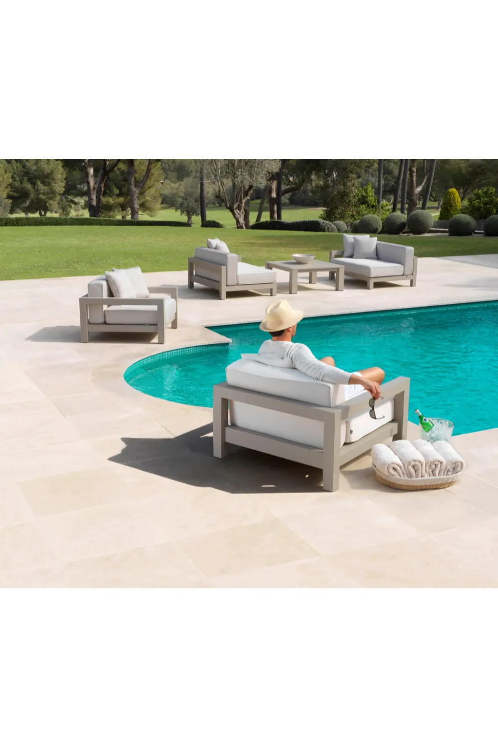 Beige Sunbrella Outdoor Lounge Chair | Eichholtz Cap-Antibes