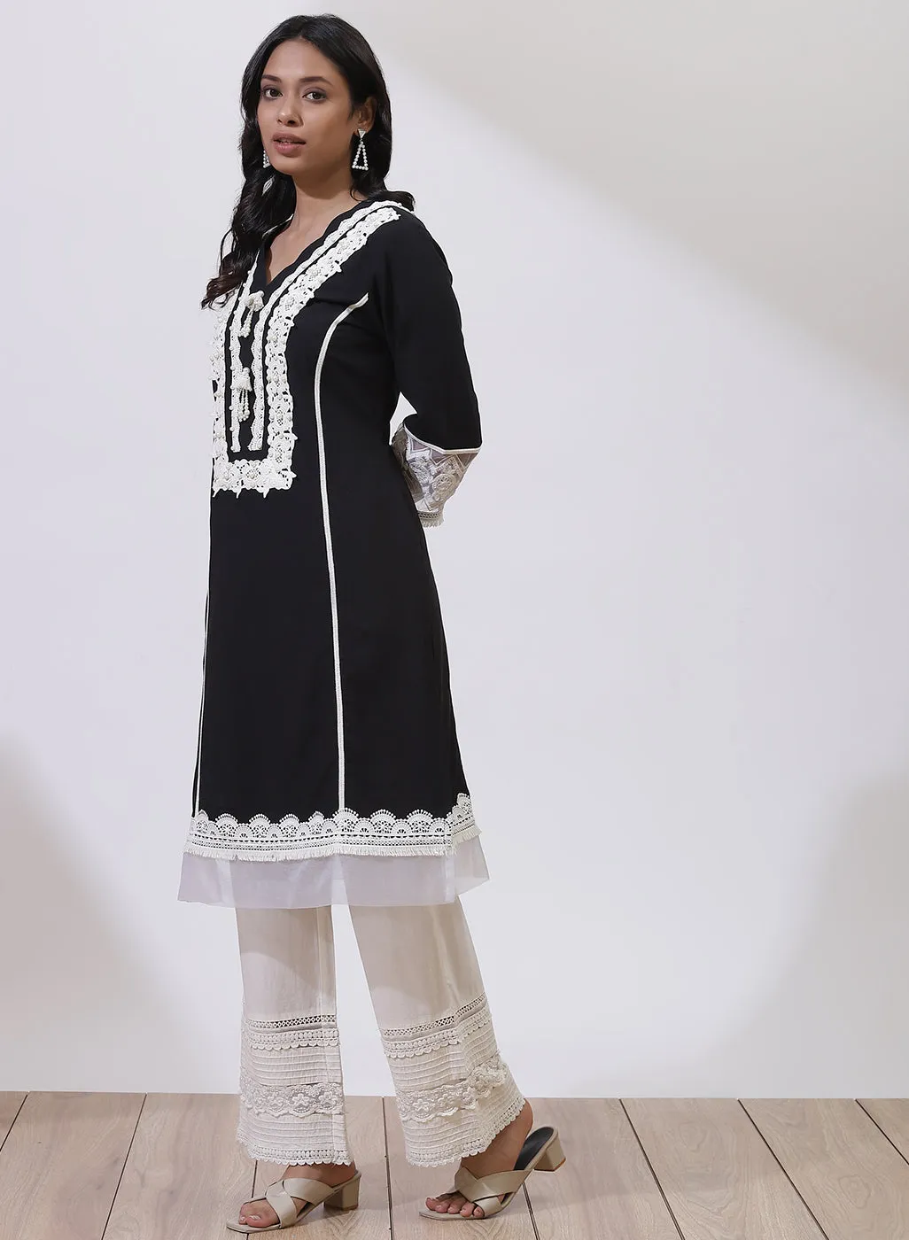 Black Alora Collection Kurta With Lace Detail