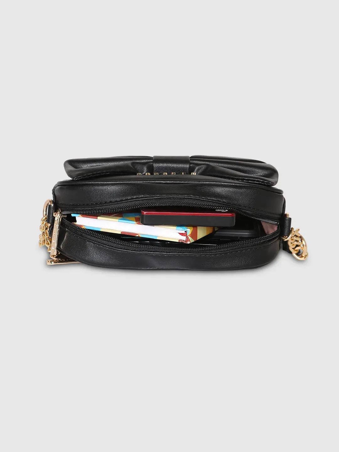 Caprese Cooper Sling Small Black