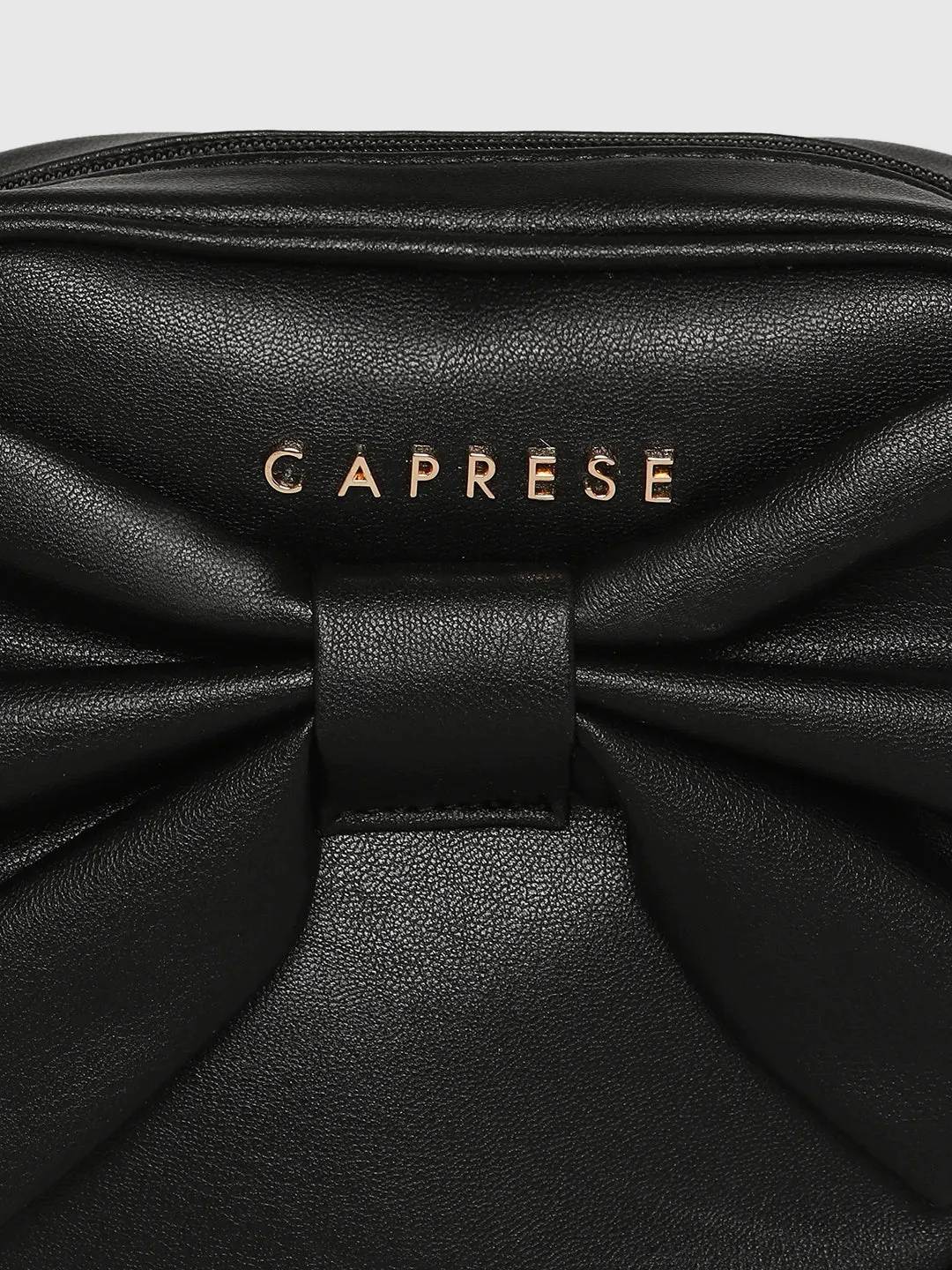 Caprese Cooper Sling Small Black