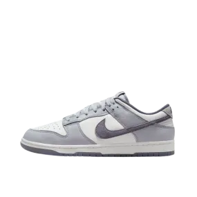 Dunk Low SE Light Carbon