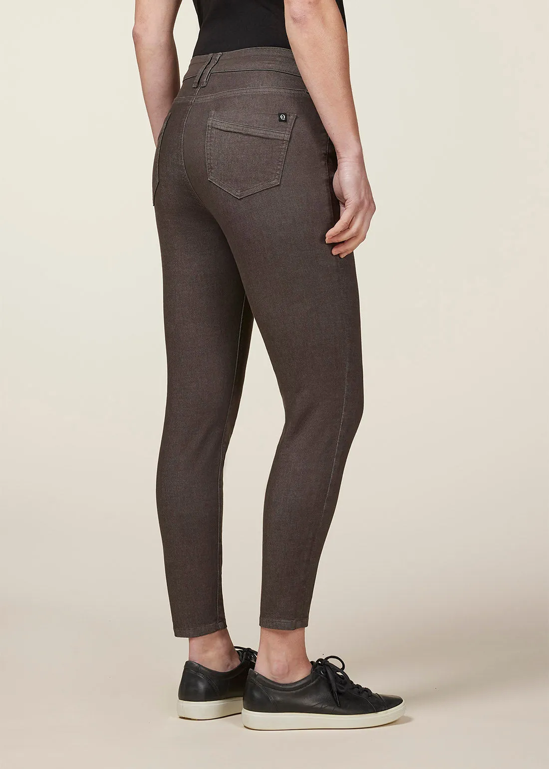 In Motion Cropped Pant