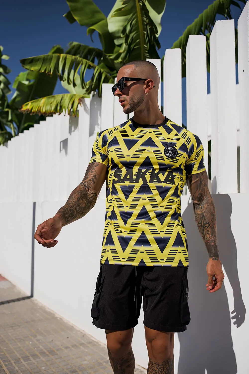 Sakka Retro Tee - Yellow/Black