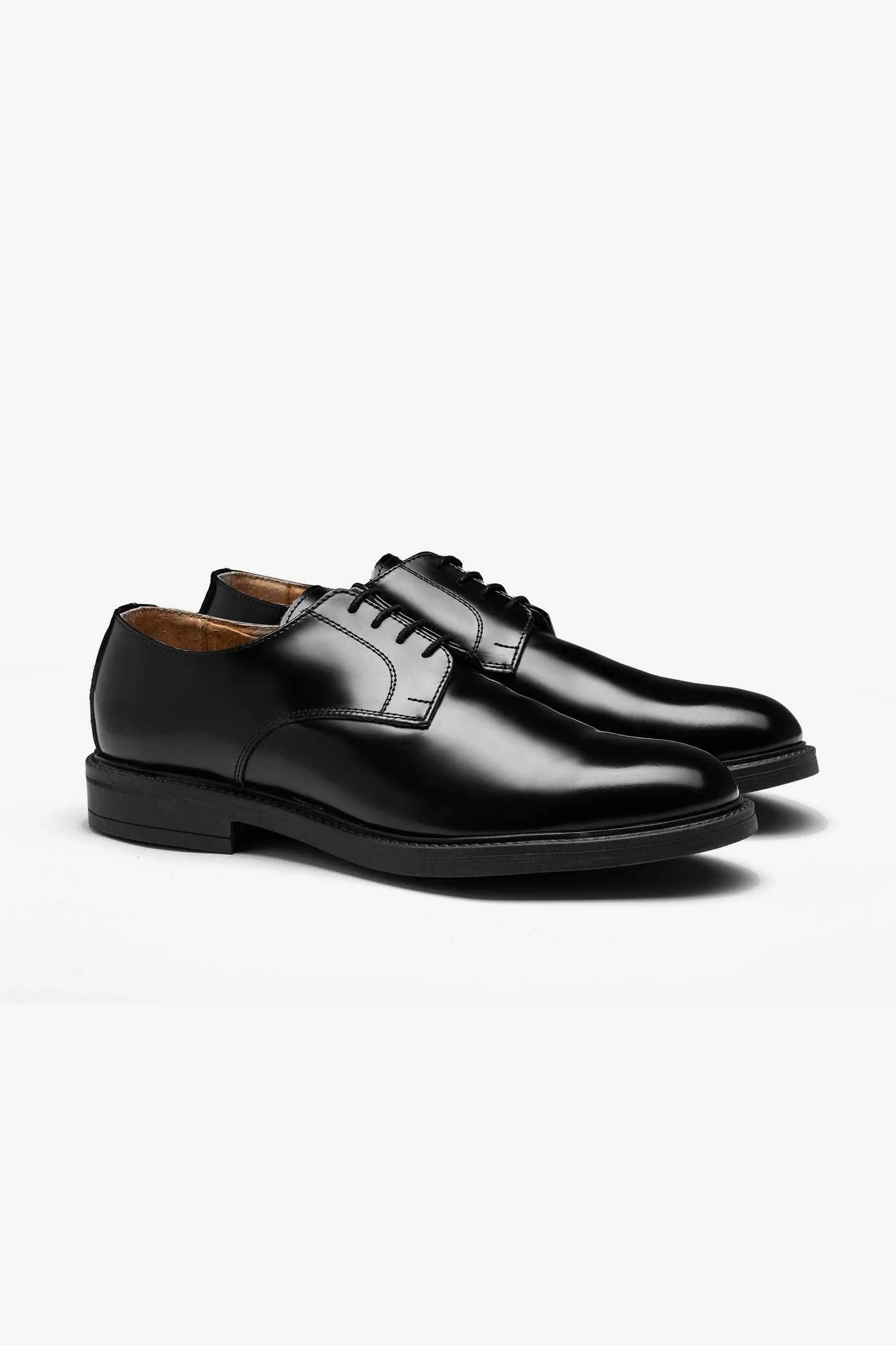 Scarpa classica derby nera