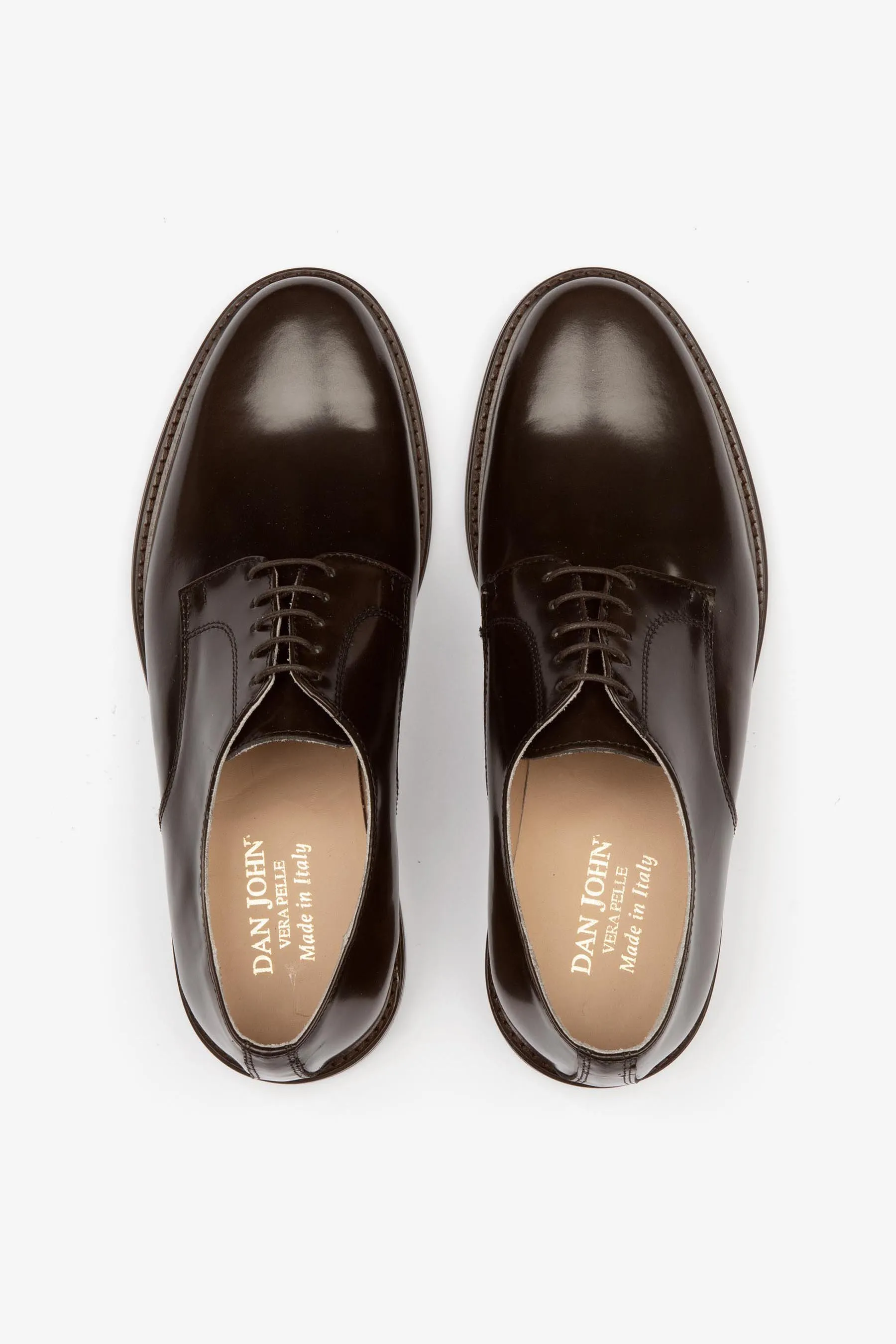 Scarpa classica derby suola in cuoio cacao