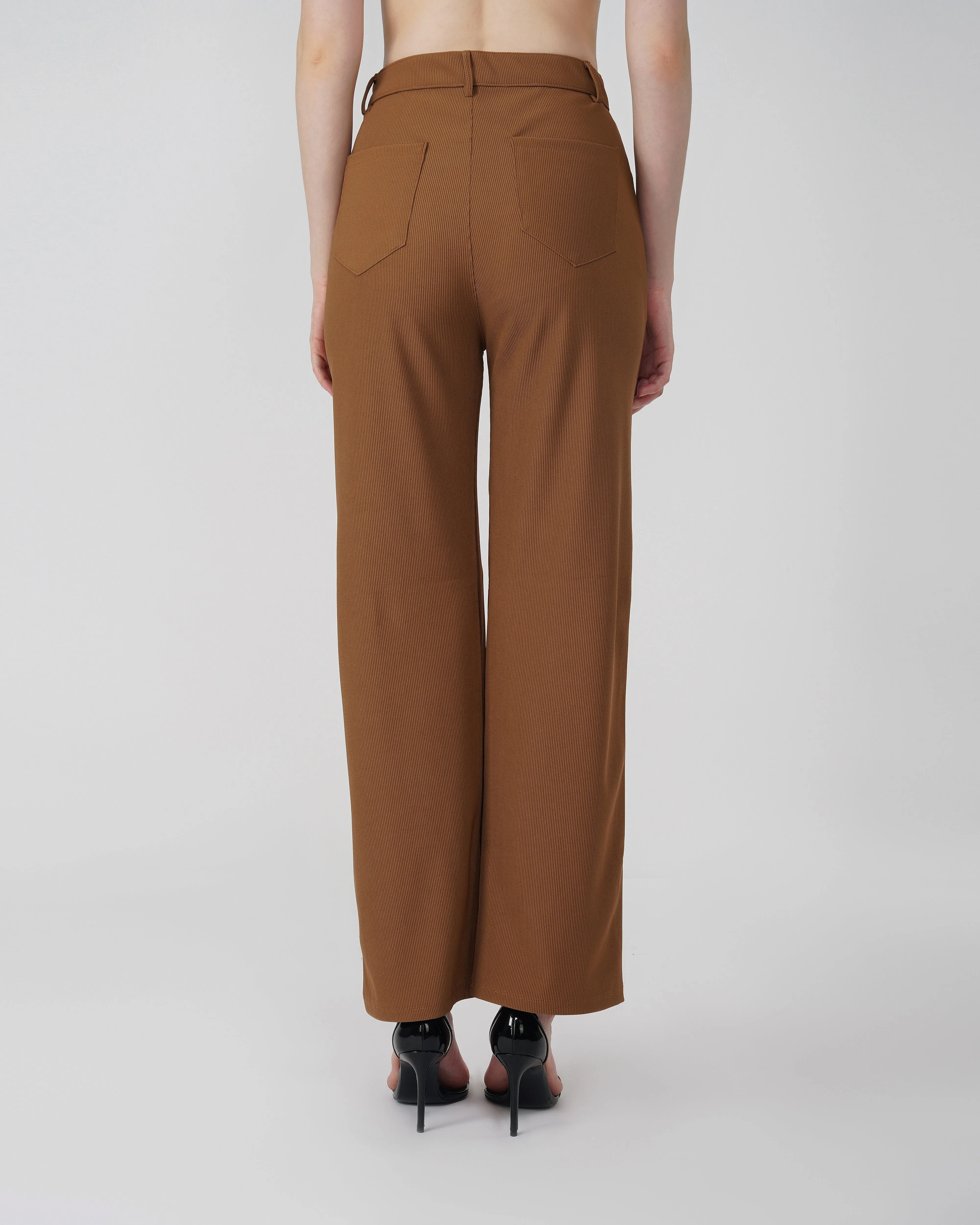 TEXTURED STRAIGHT PANTS