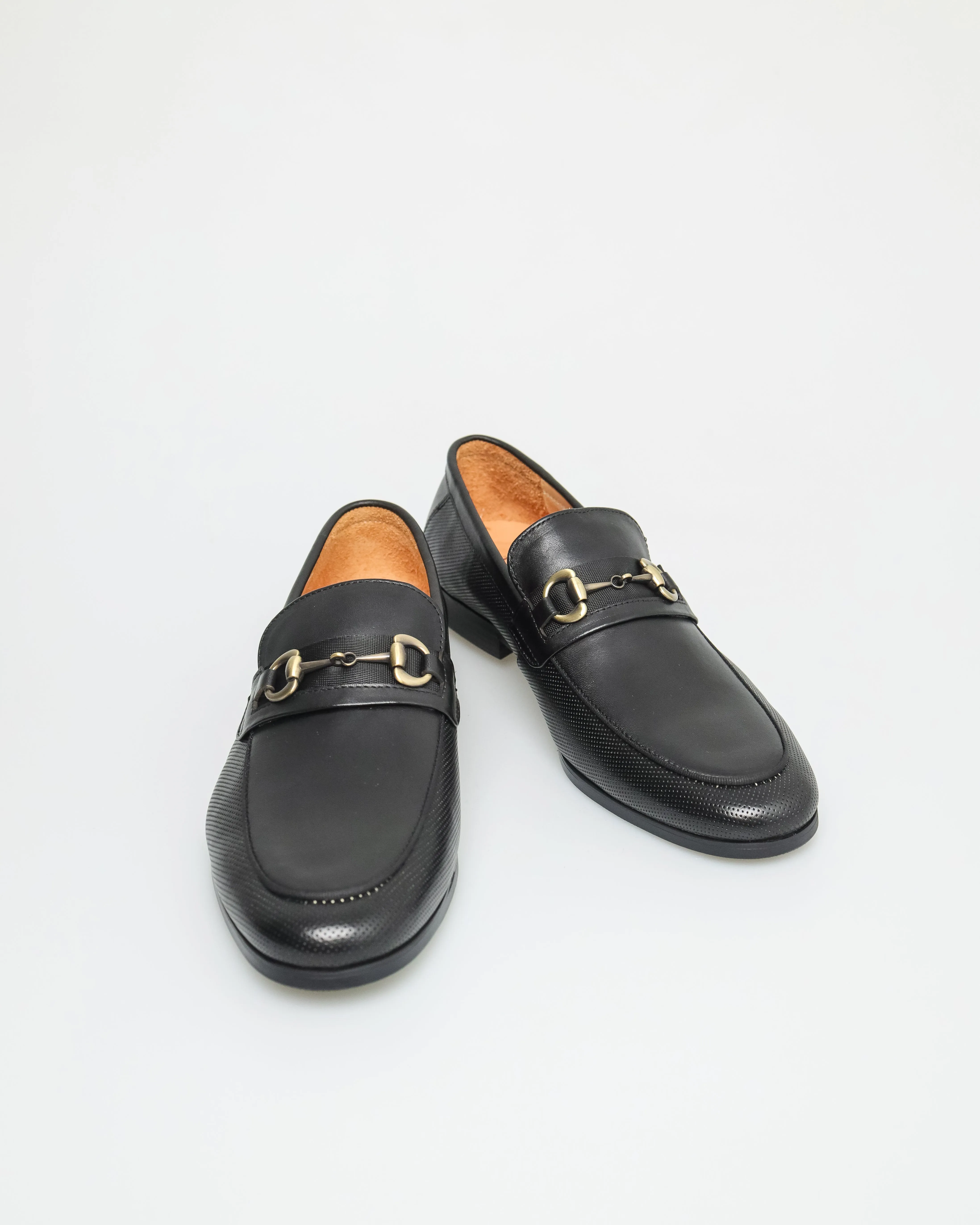 Tomaz F368 Men's Buckle Loafer (Black)